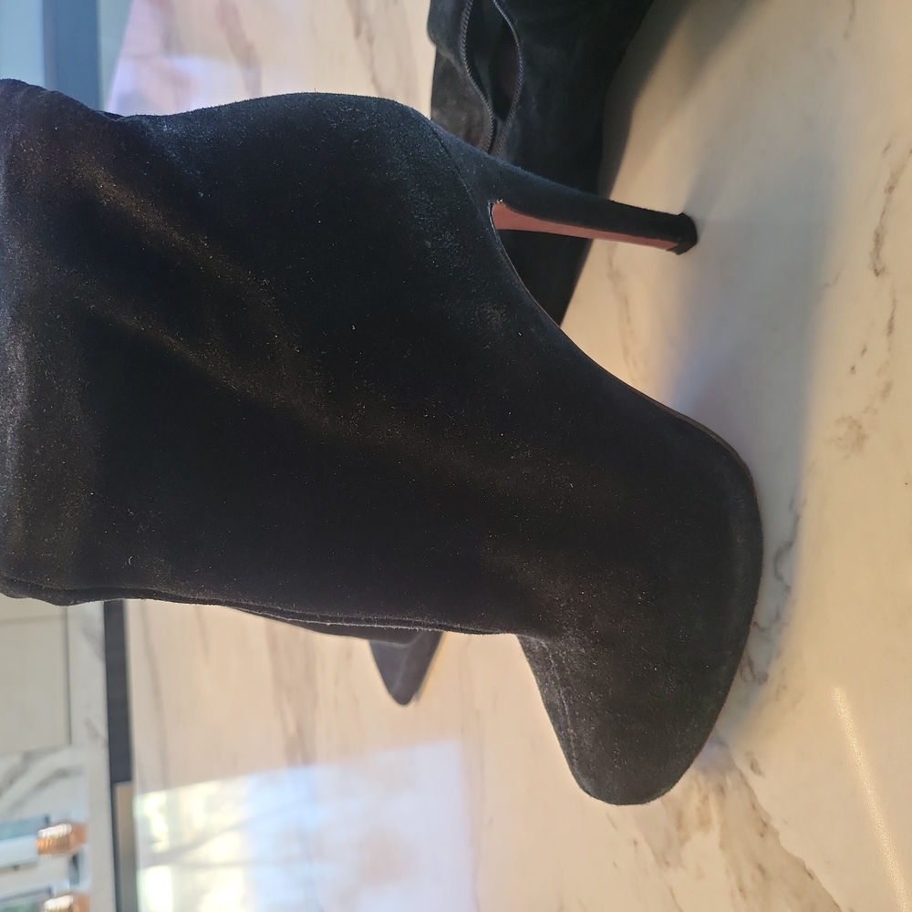 Black suede boots